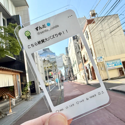 世界をバズらせるアクリルカード